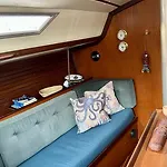 Nuitée Insolite Sur Awalé Céleste, Voilier De 11m Botel Sète